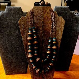 TYCHE copper and turquoise color necklace with matching earrings